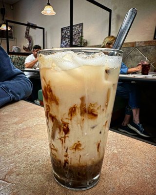 Manny's Restaurant and Delicatessen by null