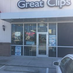 Great Clips - La Porte - Front door