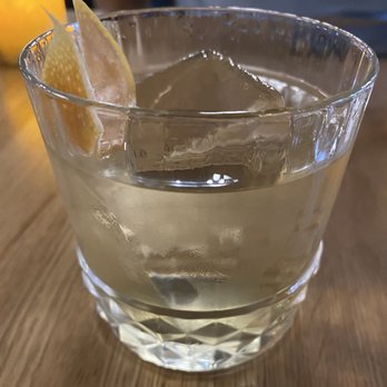 Ristorante Donato - Cocktail - Italian Near Me - Westmount, Quebec Ristorante Donato - Cocktail - Italian Near Me - Westmount, Quebec