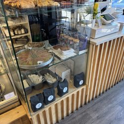 Oh So Good Desserts & Coffeehouse - Balaclava and Baked goods