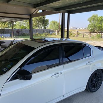 Hunter's Window Tint - Tint from the outside of the car - Shades & Blinds Near Me - Rosenberg, Texas Hunter's Window Tint - Tint from the outside of the car - Shades & Blinds Near Me - Rosenberg, Texas