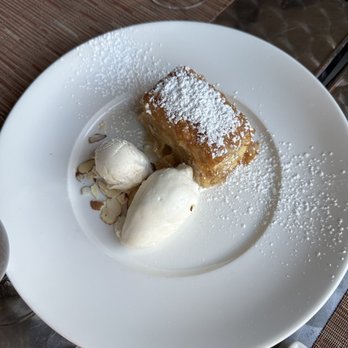 Naschmarkt - Campbell - Apple strudel with ice cream - Austrian Near Me - Campbell, California Naschmarkt - Campbell - Apple strudel with ice cream - Austrian Near Me - Campbell, California