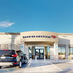 Bank of America Financial Center - Storefront