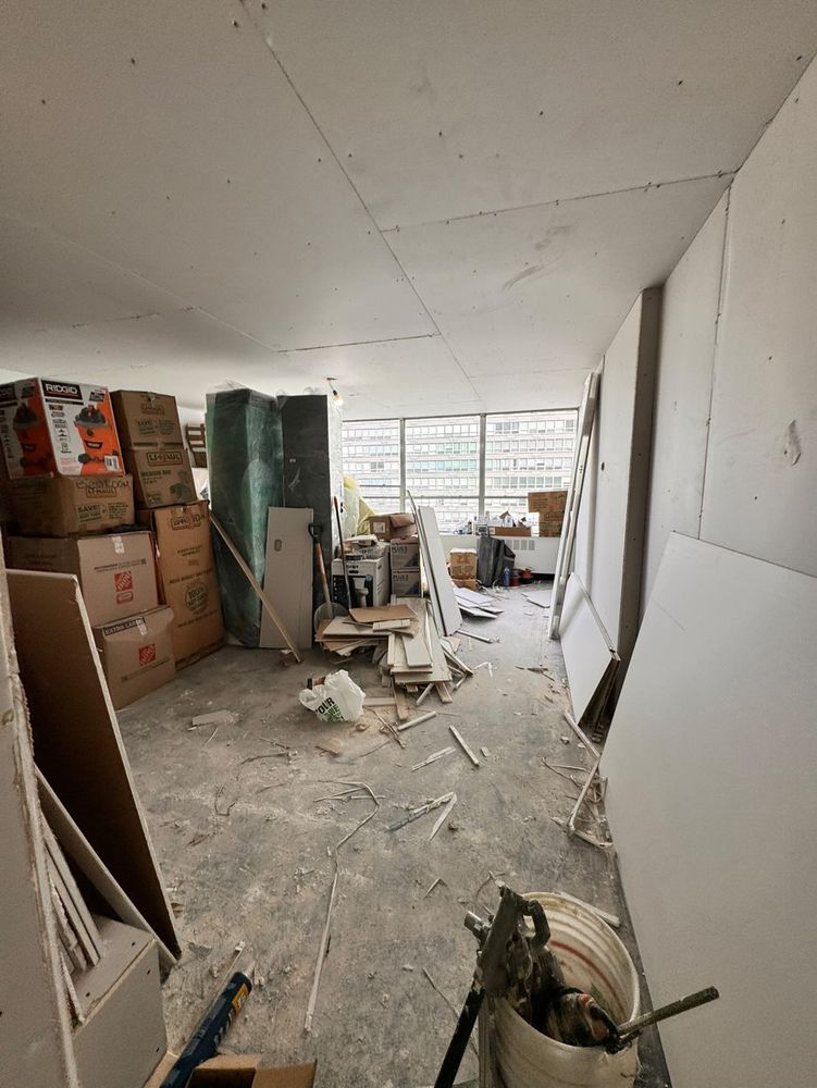 Slide of Breez Construction