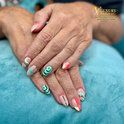 VT Luxury Nails