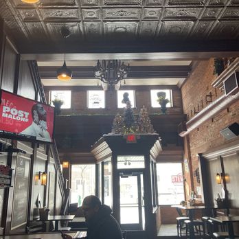 Heights Pub & Parlor - Pubs Near Me - Green Bay, Wisconsin Heights Pub & Parlor - Pubs Near Me - Green Bay, Wisconsin