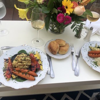 Grand Food & Beverage - (Right) Pepper dusted filet with mashed potatoes and veggies (Left) grilled portobello mushroom with rice pilaf and veggies. - Caterers Near Me - Long Beach, California