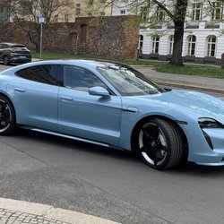 Plush Luxury Collection - Porsche Taycan Turbo in Frozen Blue Metallic