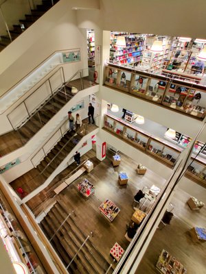 Foyles by null