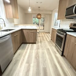 Enviromaids Austin - Post-construction cleaning done in Austin, Tx dust removal, detailed floors, windows, baseboards, vents, interior of appliances