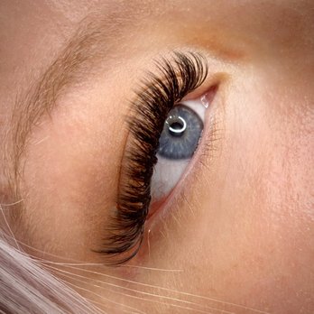 Classic Winks - Volume cat eye set - Eyelash Service Near Me - Vancouver, Washington Classic Winks - Volume cat eye set - Eyelash Service Near Me - Vancouver, Washington