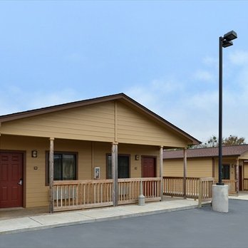 The Texas Lodge - Unique Cabin type lodging with plenty of space. - Hotels Near Me - Gonzales, Texas The Texas Lodge - Unique Cabin type lodging with plenty of space. - Hotels Near Me - Gonzales, Texas