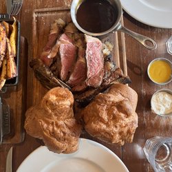 The Bull & Last - Prime rib Sunday Roast for two