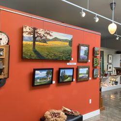 Valley Art Gallery - Shopping.