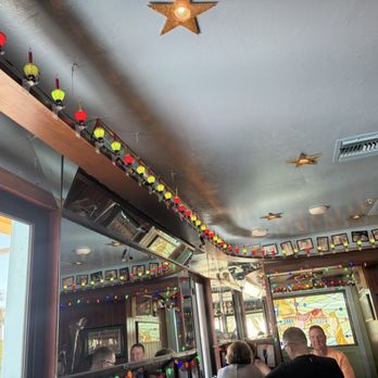 The Bubble Room - Interior shot - Desserts Near Me - Captiva, Florida
