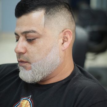 Broadway Cuts - Hair Salons Near Me - Whittier, California