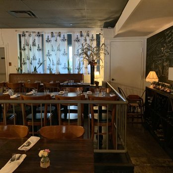 Jules Bistro - Bistros Near Me - Toronto, Ontario