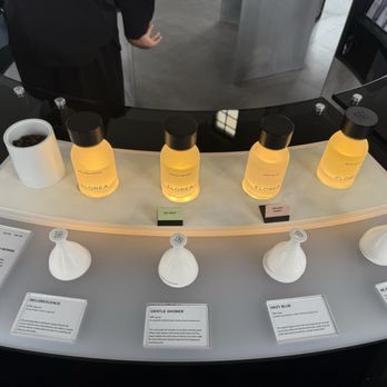 ELOREA - Such clean countertops - Perfume Near Me - Los Angeles, California