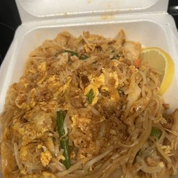 Chicken Pad Thai