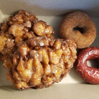 The Donut Cutter - Apple fritters, red velvet and cinnamon sugar cake donuts - Donuts Near Me - Berkley, Michigan The Donut Cutter - Apple fritters, red velvet and cinnamon sugar cake donuts - Donuts Near Me - Berkley, Michigan