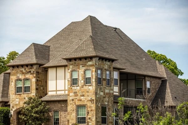 Slide of Roder Roofing Solutions