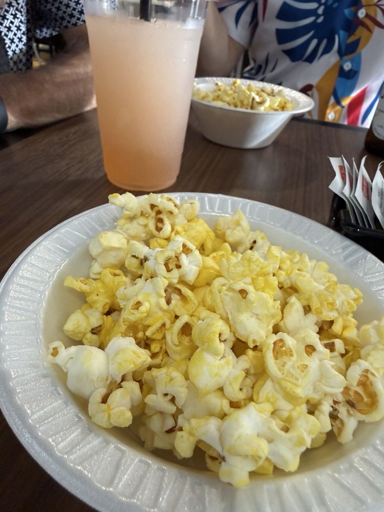 Food from Frozen Sippi's