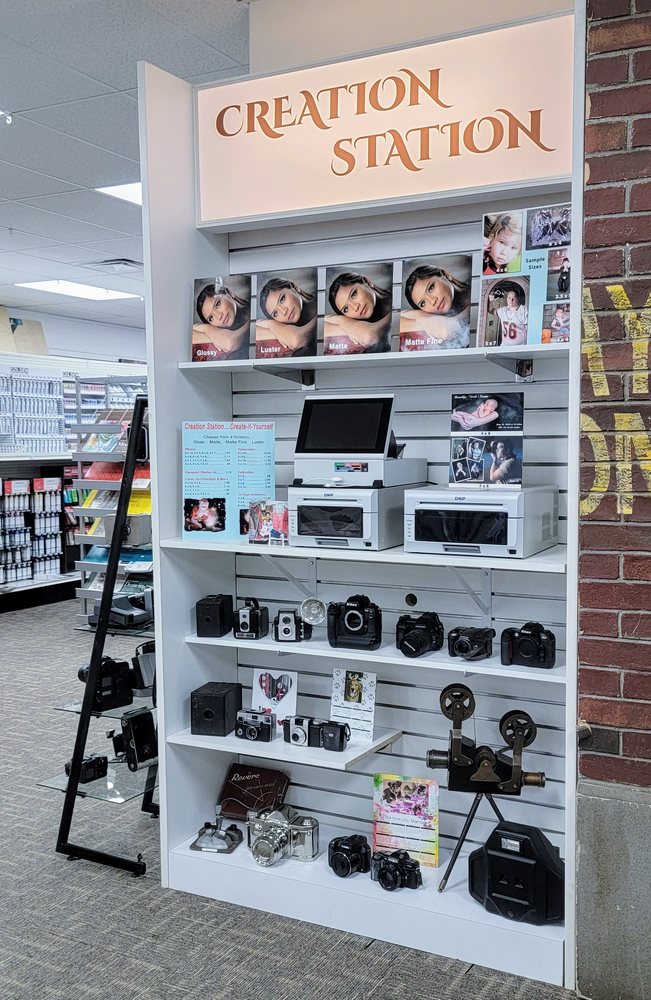 ART ON THE COLUMBIA Updated September 2024 23 Photos 830 N