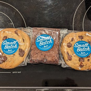 Small Batch Creamery - Ice Cream & Frozen Yogurt Near Me - St. Petersburg, Florida Small Batch Creamery - Ice Cream & Frozen Yogurt Near Me - St. Petersburg, Florida