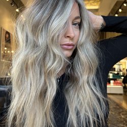 Alan Murphy Salon - Color by @themanemaddy