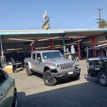 Albert's Window Tint - Home Window Tinting Near Me - Canoga Park, California