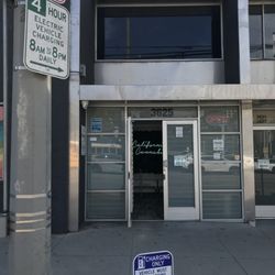 Markt Dispensary - Markt cannabis Dispensary Weed Shop Los Angeles - entrance