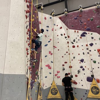 Momentum Climbing Gym - Rock Climbing Near Me - Katy, Texas Momentum Climbing Gym - Rock Climbing Near Me - Katy, Texas