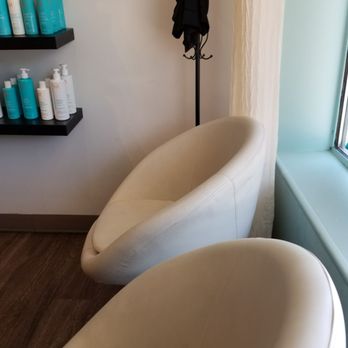 Dream Salon & Spa - Comfortable seating for you to wait - Hair Salons Near Me - Norwood, Ohio Dream Salon & Spa - Comfortable seating for you to wait - Hair Salons Near Me - Norwood, Ohio