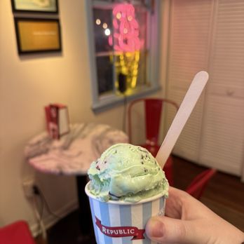 Republic Ice Cream - Ice Cream & Frozen Yogurt Near Me - Sullivan's Island, South Carolina Republic Ice Cream - Ice Cream & Frozen Yogurt Near Me - Sullivan's Island, South Carolina