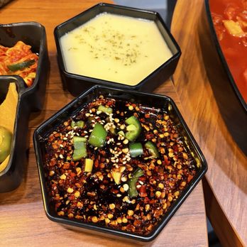 Chan Chan Food House - Fried chicken sauce - Korean Near Me - Irvine, California