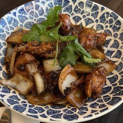 Dim T - Vegan black bean "chicken"