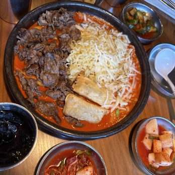 Jin Cook - Brisket Ttekbokki - add EVERYTHING (cheese, ramen noodle, and cream for rosé) - Korean Near Me - Buena Park, California Jin Cook - Brisket Ttekbokki - add EVERYTHING (cheese, ramen noodle, and cream for rosé) - Korean Near Me - Buena Park, California