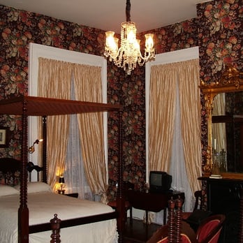 Stone House Musical B&B - The Master Bedroom is a spacious 400 square feet with 13 foot ceiling and private bath. - Bed & Breakfast Near Me - Natchez, Mississippi Stone House Musical B&B - The Master Bedroom is a spacious 400 square feet with 13 foot ceiling and private bath. - Bed & Breakfast Near Me - Natchez, Mississippi