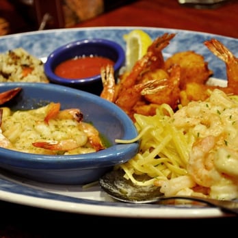 Red Lobster - Seaside Shrimp Trio - Seafood Near Me - Valencia, California