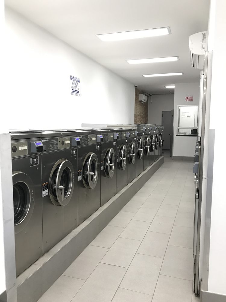 CLEAN BUBBLE LAUNDROMAT Updated September 2024 12 Photos & 14