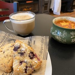 La Dolce Vita - Cranberry Orange Scones