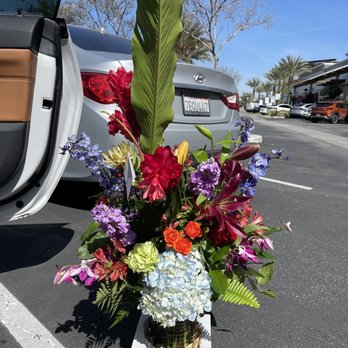 Blooming Gals Flower Shop - Florists Near Me - Corona, California Blooming Gals Flower Shop - Florists Near Me - Corona, California
