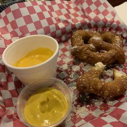 Churchill's Pub - Pretzels with cheese