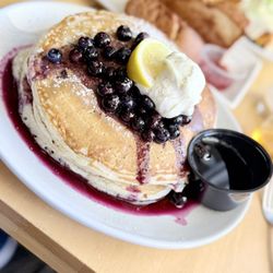Lemon blueberry pancakes - seasonal.