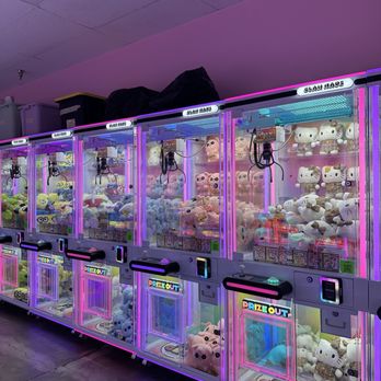 Claw Haus - Arcades Near Me - Chandler, Arizona