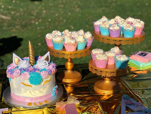 Diana's Bakery by null