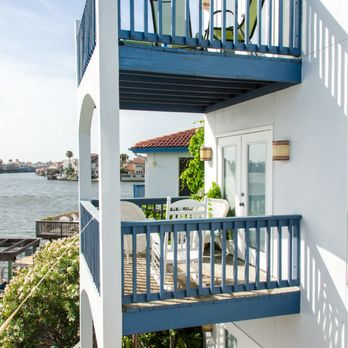 Fortuna Bay - Bed & Breakfast Near Me - Corpus Christi, Texas