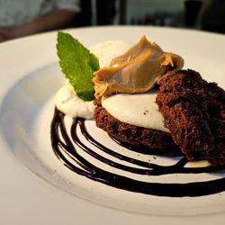 Indigo Cafe & Bar - Brownies and Ice Cream