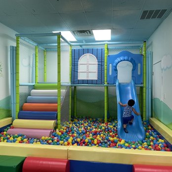 M and M Indoor Playground - Big play structure - Indoor Playcenter Near Me - Clovis, California