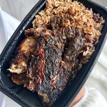 Simone's Caribbean Restaurant - Jerk Chicken with Rice & Peas - Caribbean Near Me - Toronto, Ontario Simone's Caribbean Restaurant - Jerk Chicken with Rice & Peas - Caribbean Near Me - Toronto, Ontario